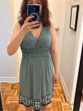 Max Studio Teal Geometric V-Neck Midi Dress